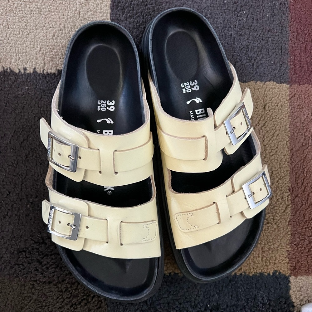 Birkenstock St. Barths Sandals - Cream and Black